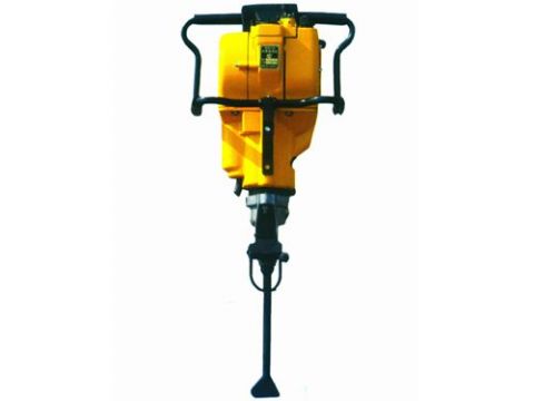 點擊查看詳細信息<br>標題：DGN21型內燃搗固機 閱讀次數(shù)：2348