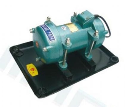 點擊查看詳細信息<br>標題： ZW7/10附著式振動器 閱讀次數(shù)：2042