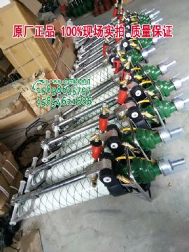 點擊查看詳細信息<br>標題：發(fā)往山西太原MQT-120/2.3氣動錨桿鉆機及配件 閱讀次數(shù)：2170